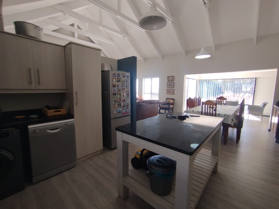 3 Bedroom Property for Sale in Bayview Western Cape
